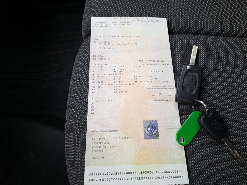 Peugeot PARTNER FOURGON STANDARD 1.6 BLUEHDI 100 BVM5 PREMIUM PACK 2017