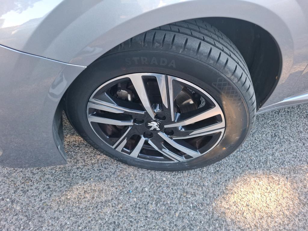 Peugeot 208 PureTech 100 S&S EAT8 Allure Pack 2022