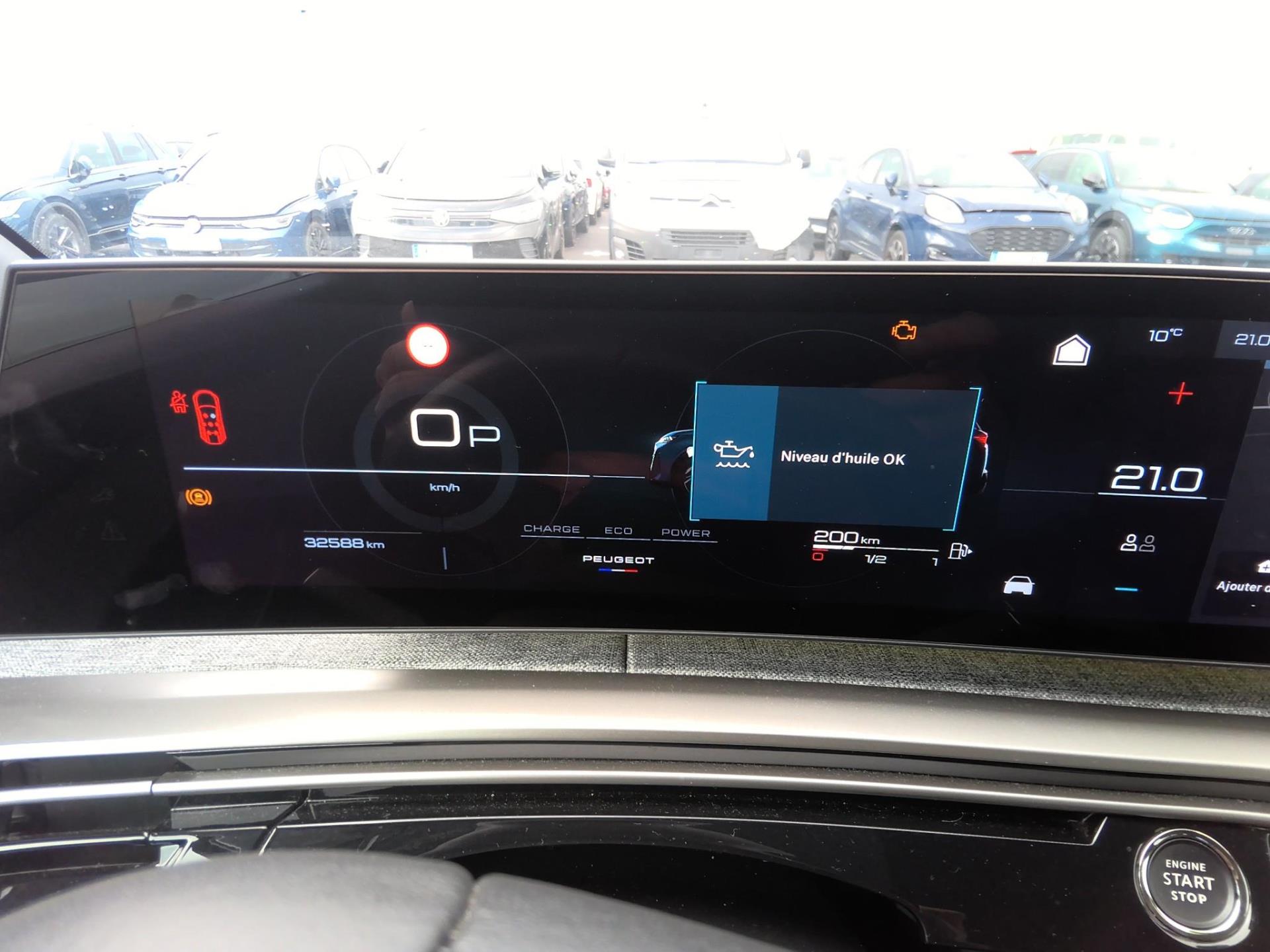 Peugeot 5008 Hybrid 136 e-DCS6 Allure 2025