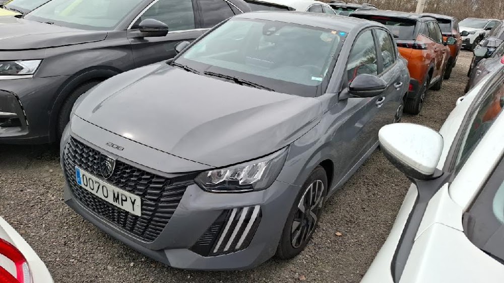 Foto Peugeot 208 4