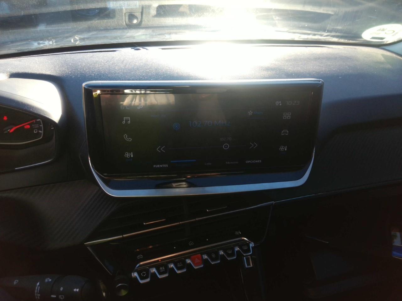 Foto Peugeot 208 20