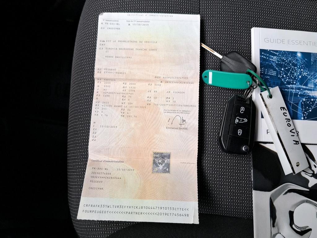 Peugeot PARTNER FOURGON STANDARD 650 KG BLUEHDI 100 BVM5 PREMIUM 2019