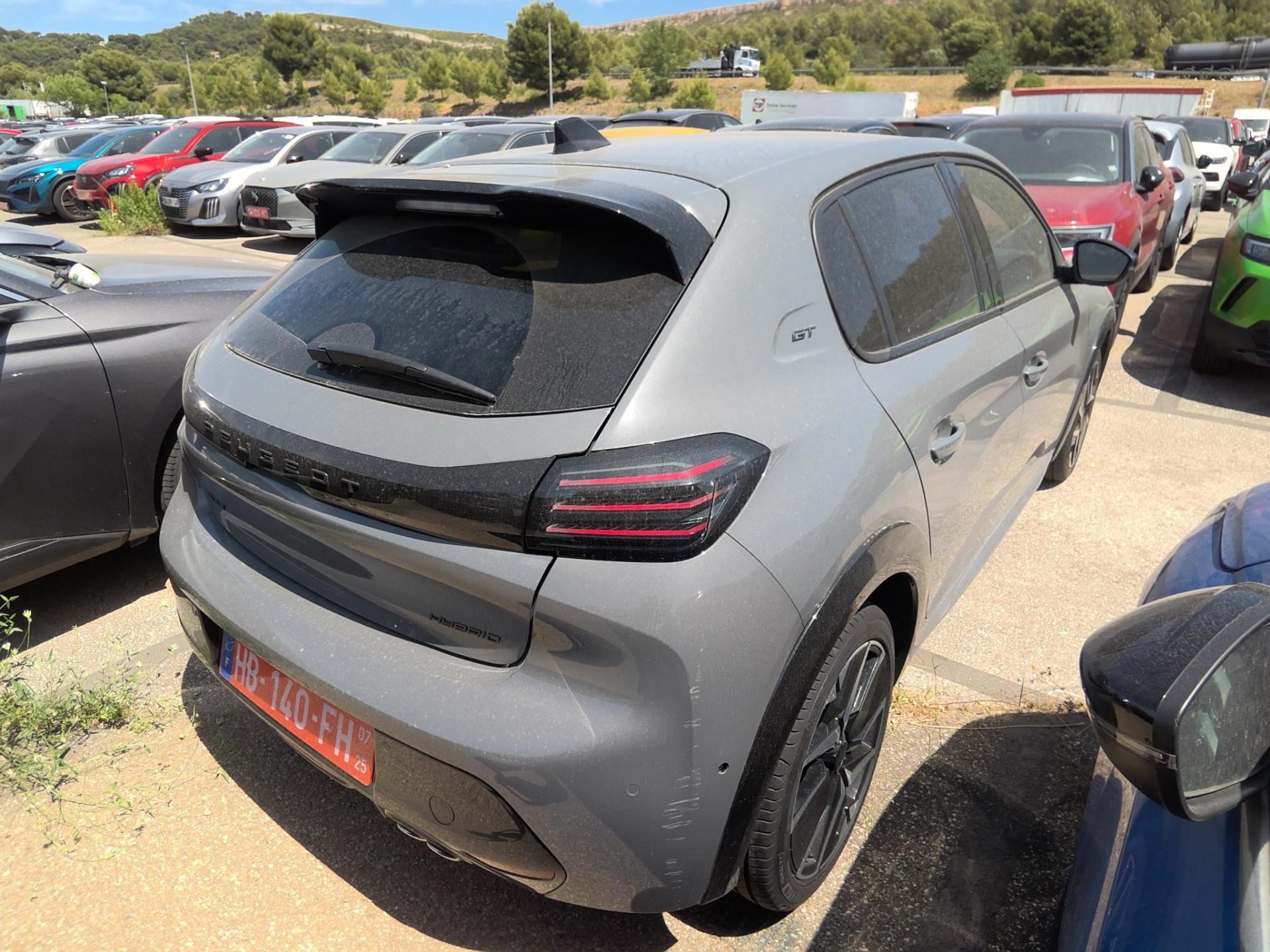 Peugeot 208 Hybrid 136 e-DCS6 GT 2025