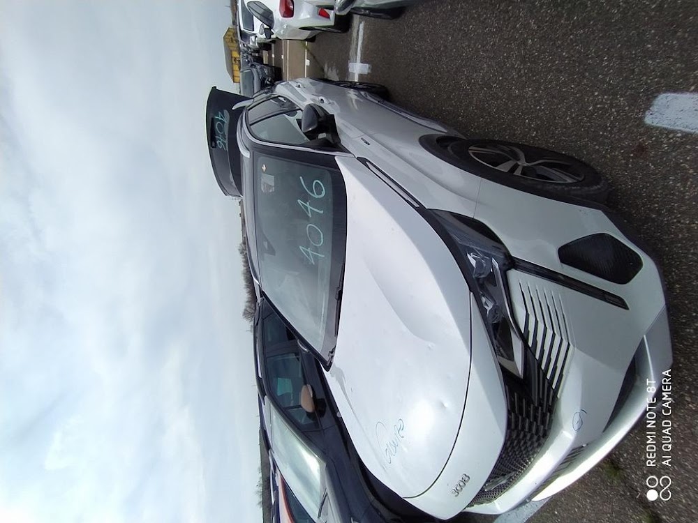 Foto Peugeot 3008 Hybrid 4