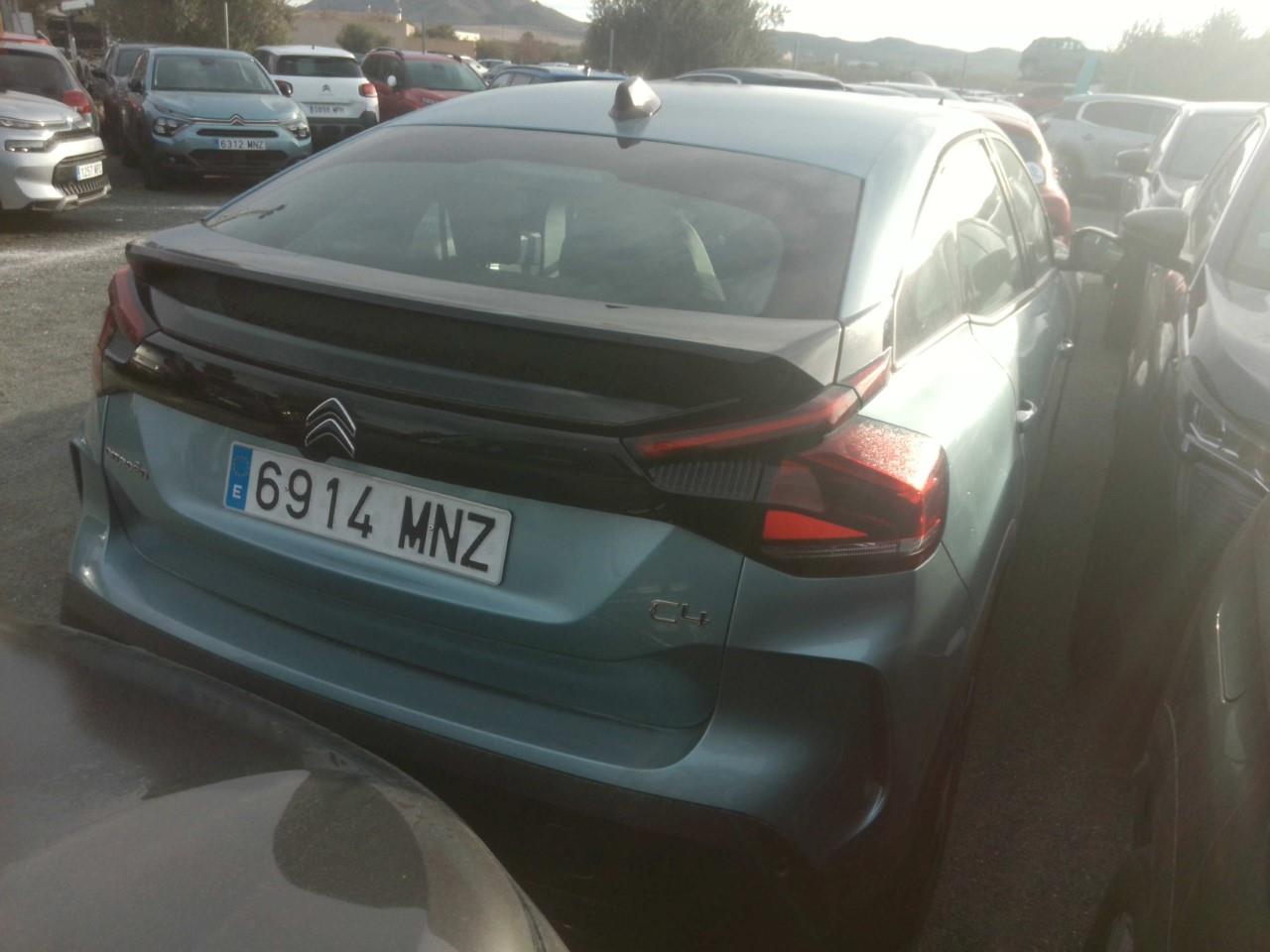 Foto Citroën C4 X 4