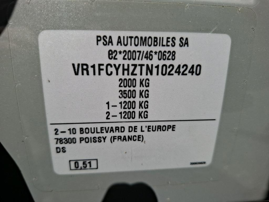 DS DS 4 BlueHDi 130 EAT8 Performance Line+ 2022