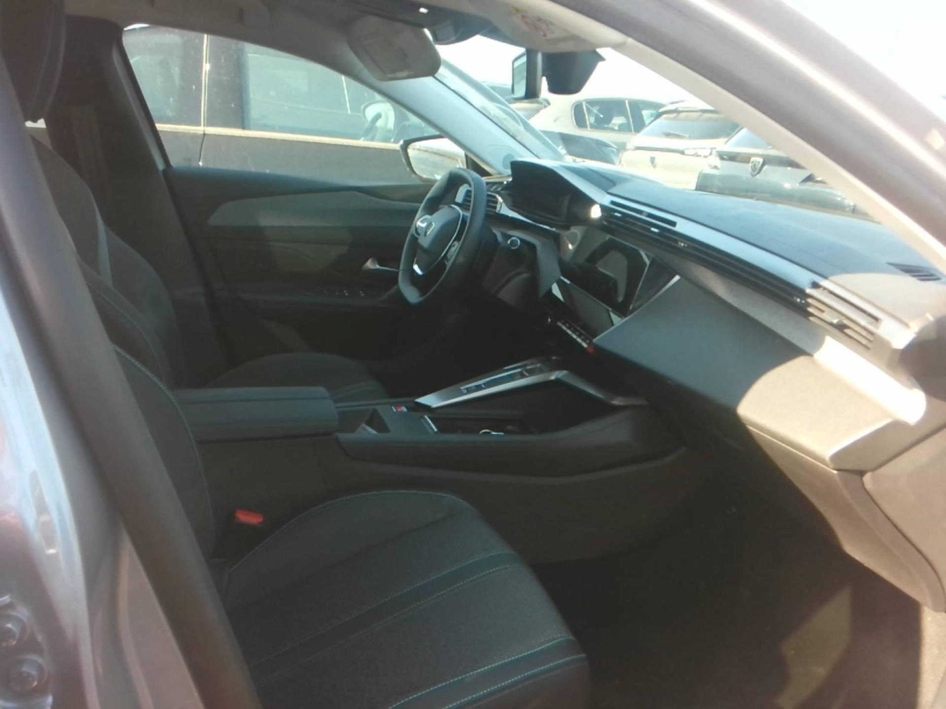 Peugeot 308 BlueHDi 130ch S&S EAT8 Allure 2025