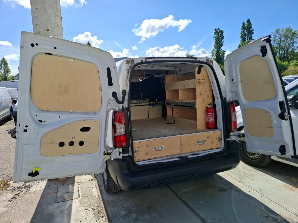 Peugeot PARTNER FOURGON LONG 950 KG BLUEHDI 100 S&S BVM5 ASPHALT 2021