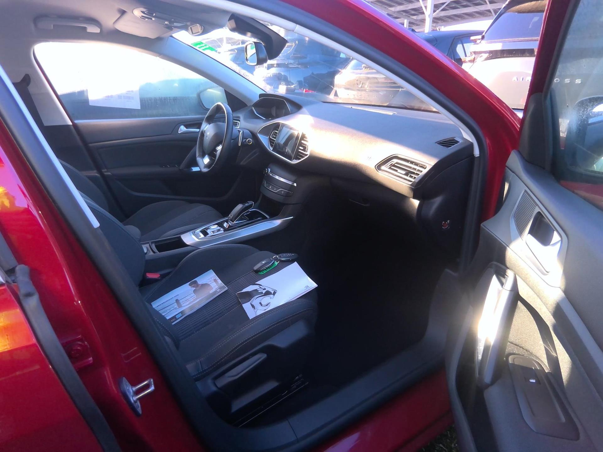 Peugeot 308 SW PureTech 130ch S&S EAT8 Allure Pack 2021
