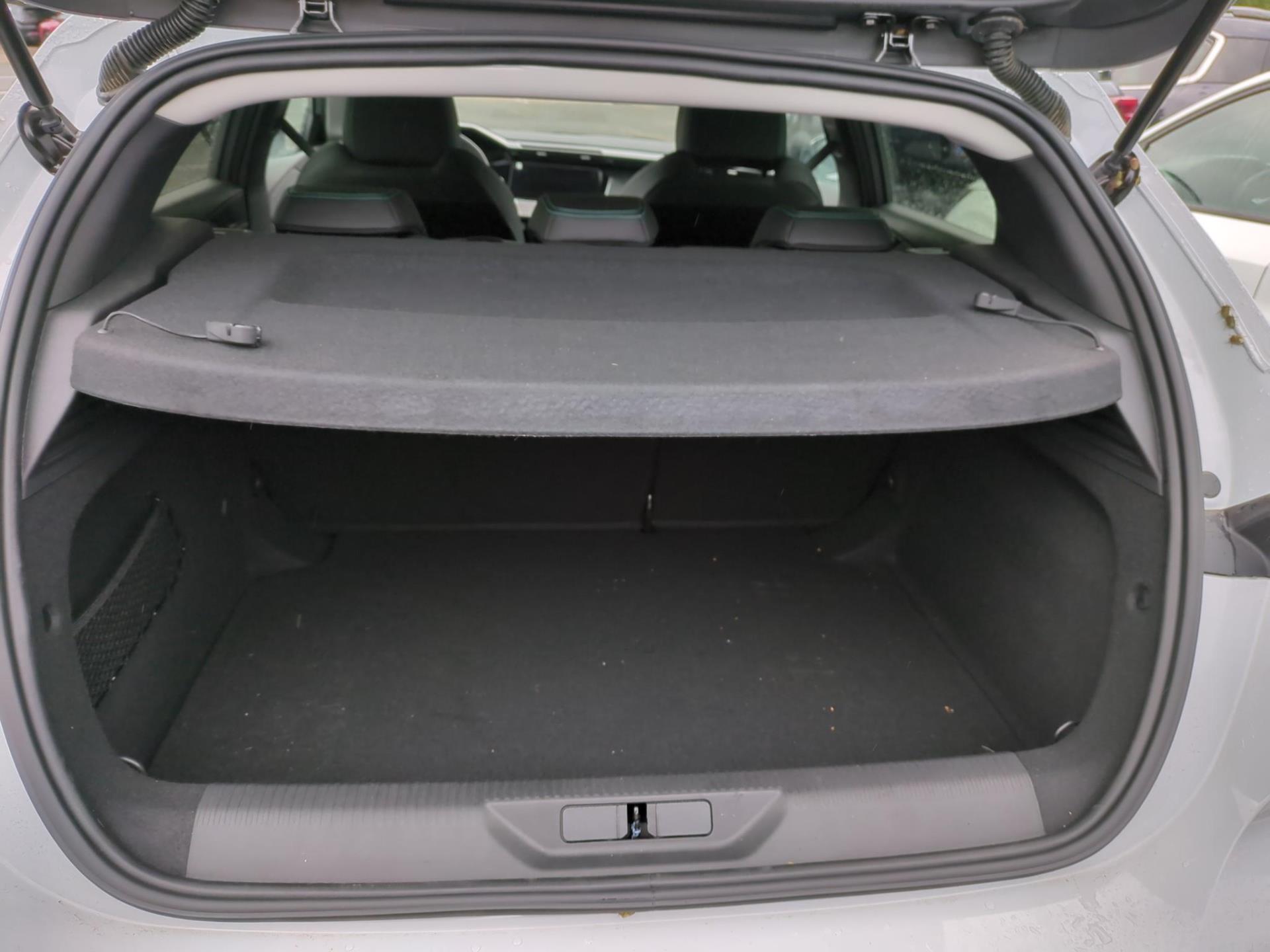 Peugeot 308 Hybrid 145 e-DCS6 Allure 2025