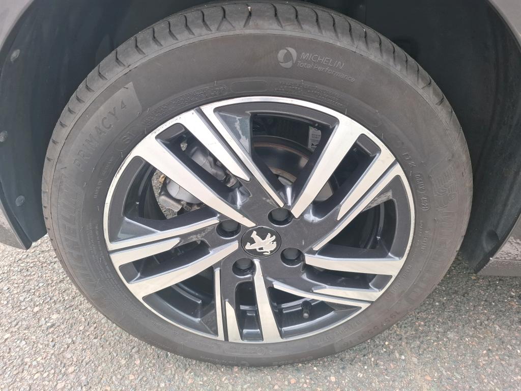 Peugeot 208 PureTech 100 S&S EAT8 Allure Pack 2022