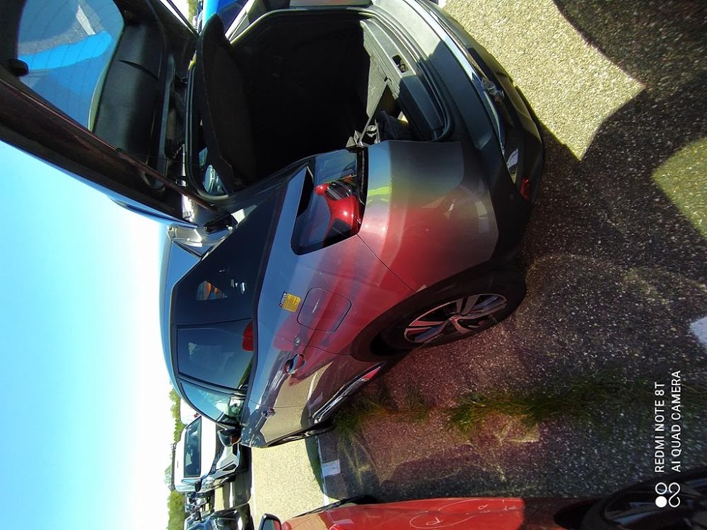 Foto Peugeot 3008 Hybrid 8