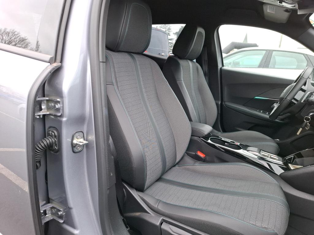 Peugeot 2008 BlueHDi 130 S&S EAT8 Allure 2023