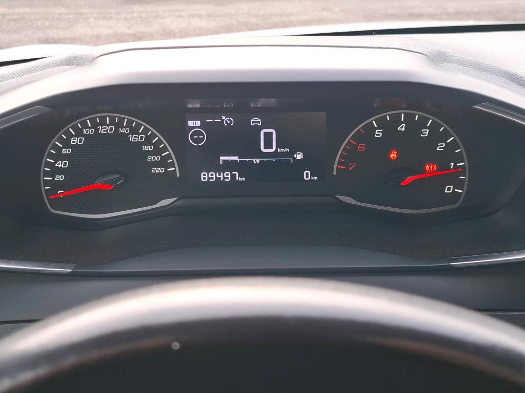 Peugeot 208 BLUEHDI 100 S&S BVM6 PREMIUM 2022