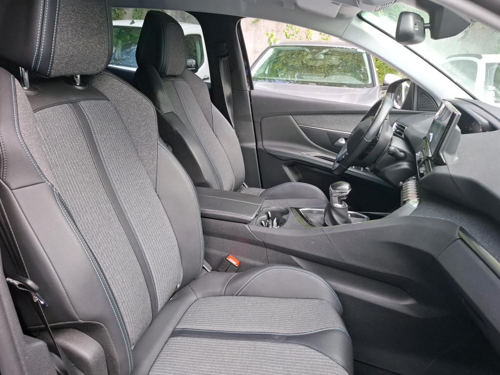 Peugeot 3008 BlueHDi 130ch S&S BVM6 Allure Pack 2022