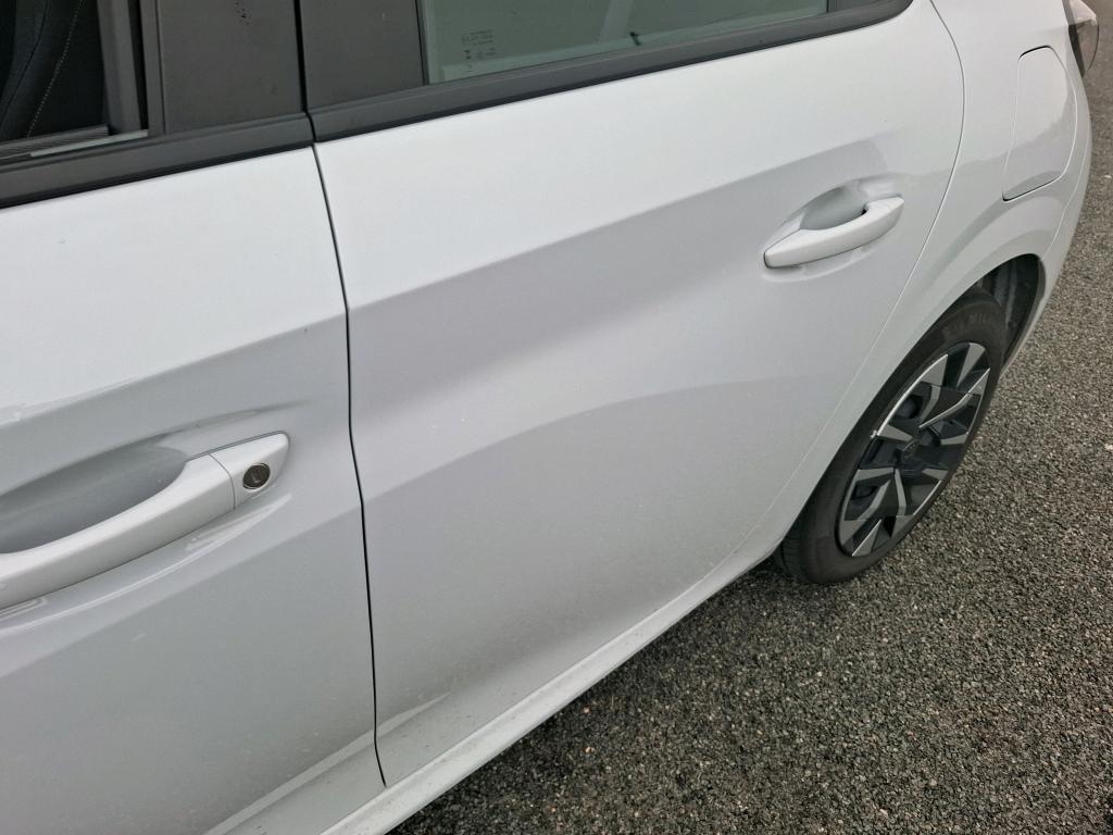 Peugeot 208 Hybrid 110 ch e-DCS6 Style 2025