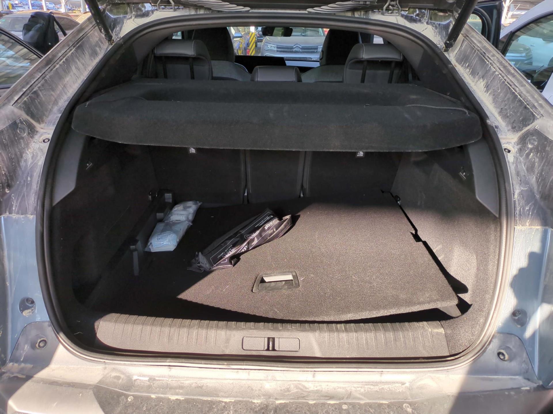 Peugeot 3008 Hybrid 145 e-DCS6 GT 2025