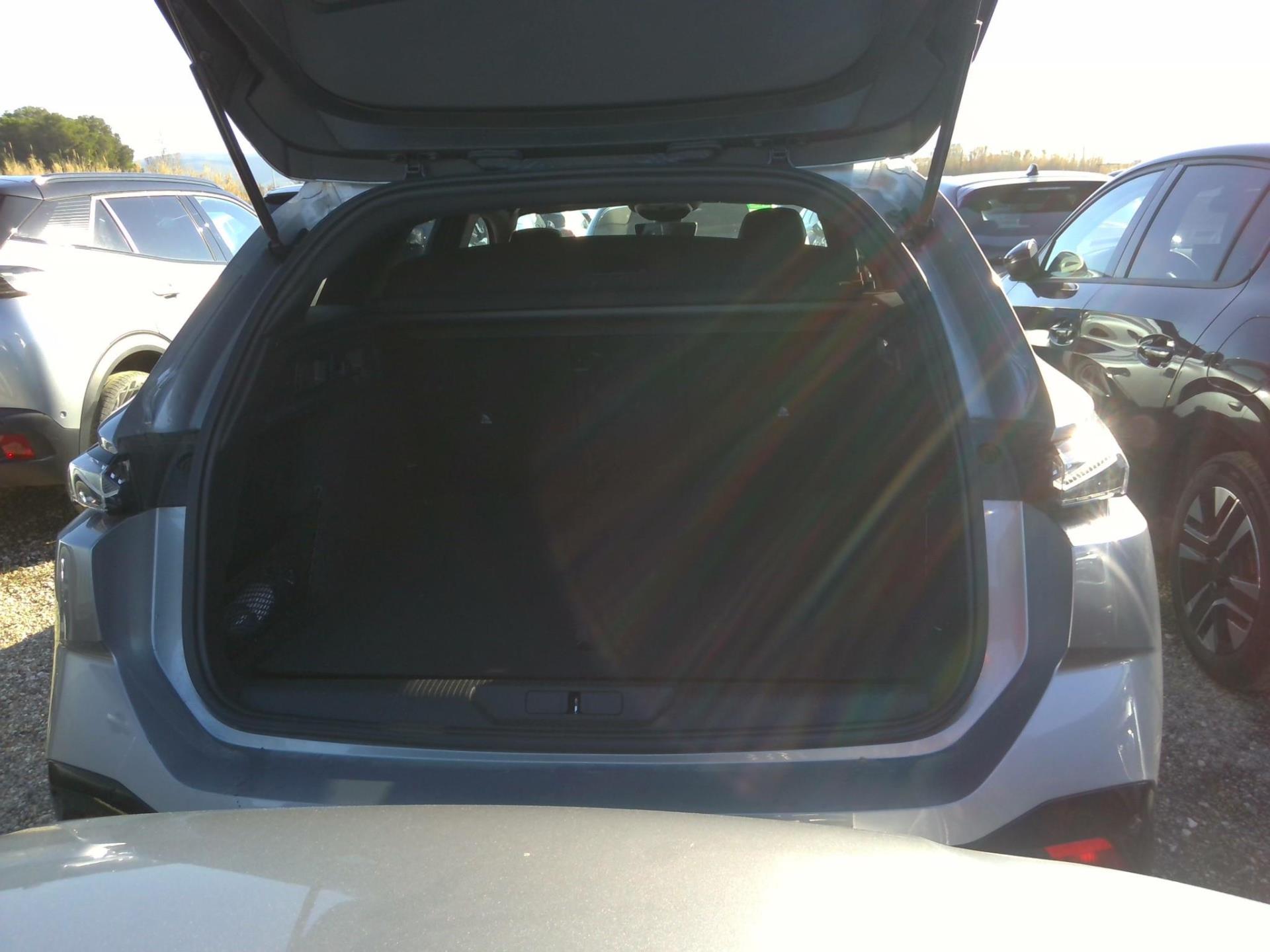 Peugeot 308 SW PHEV 225 e-EAT8 GT 2023