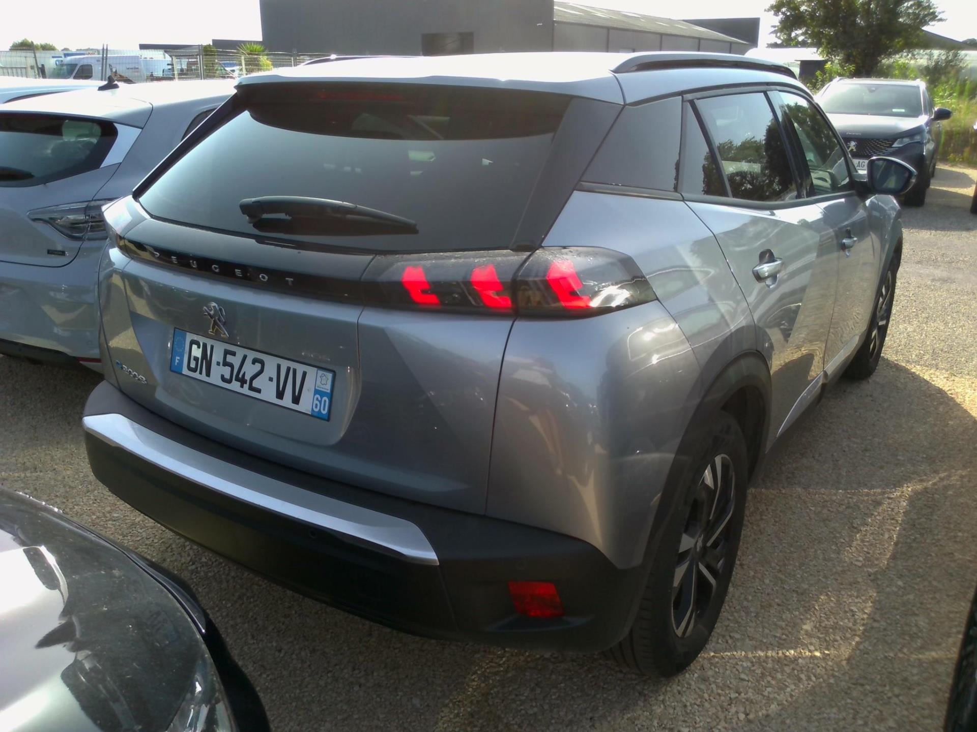 Peugeot 2008 Electrique 136 ch Allure 2023