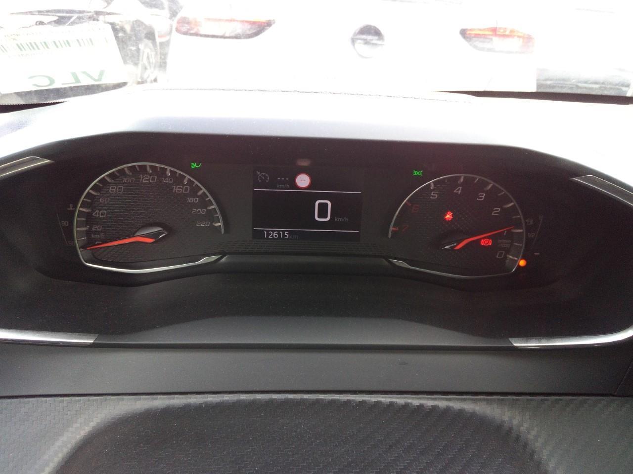 Foto Peugeot 208 6