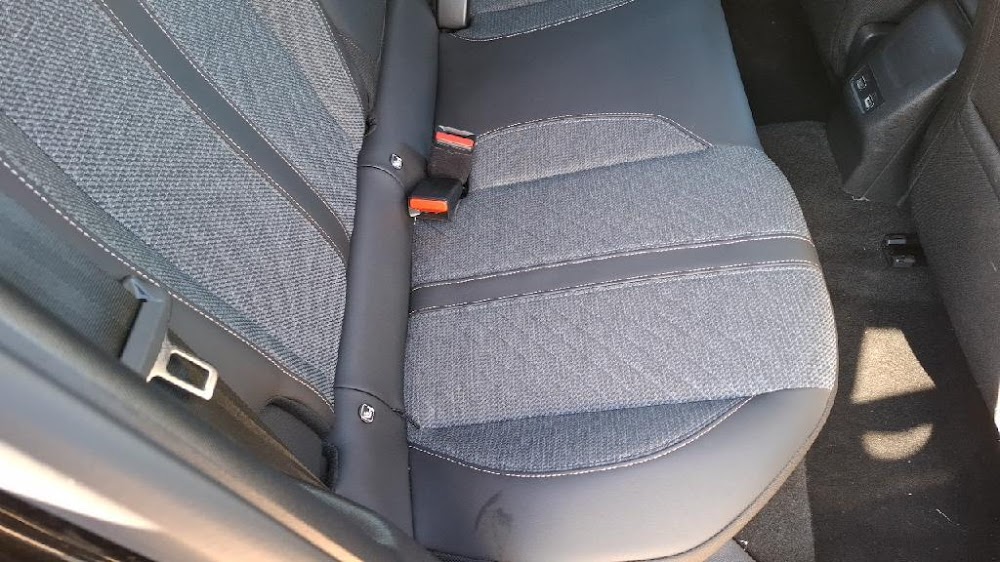 Foto Peugeot 208 13
