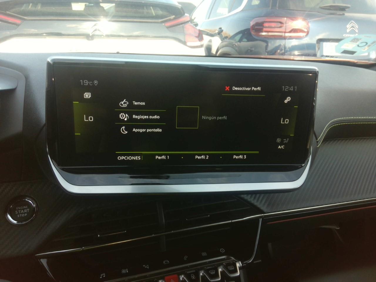 Foto Peugeot 2008 9