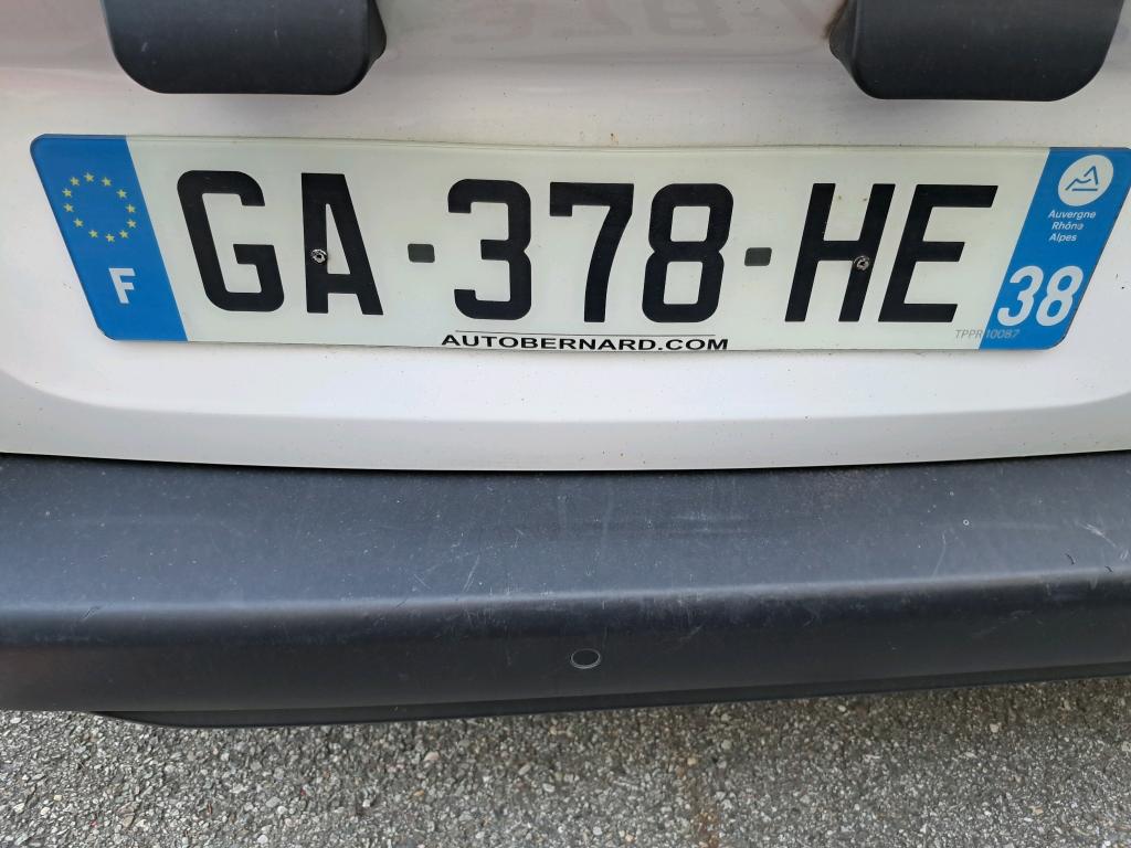 Peugeot PARTNER FOURGON STANDARD 650 KG BLUEHDI 100 S&S BVM5 ASPHALT 2021