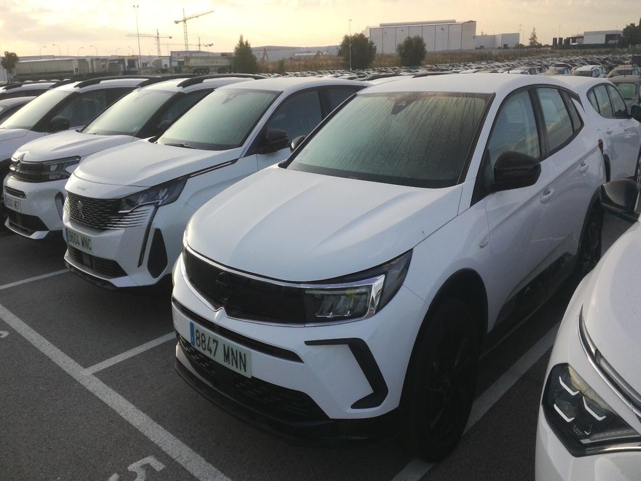 Foto Opel Grandland PHEV 2