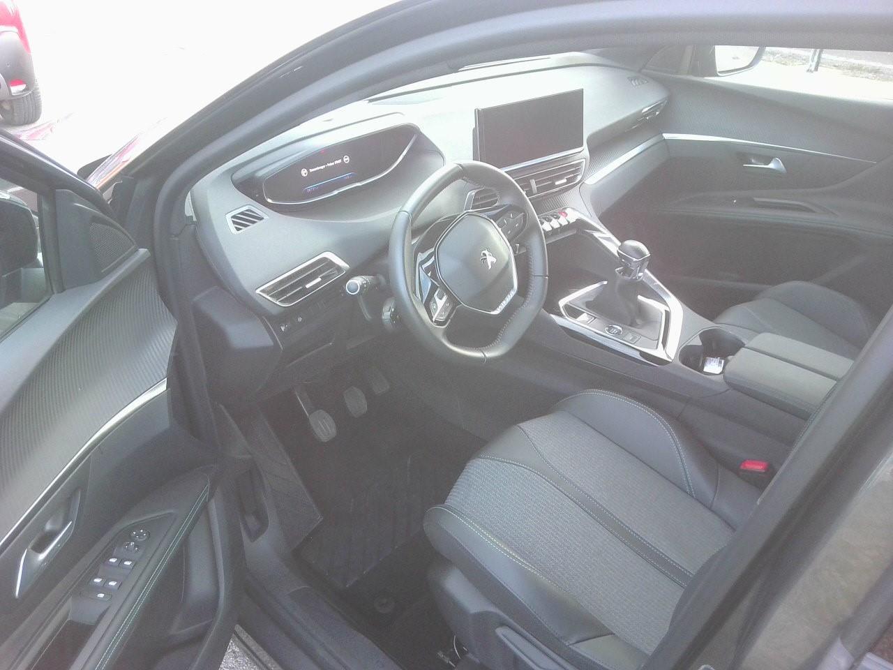 Foto Peugeot 3008 6