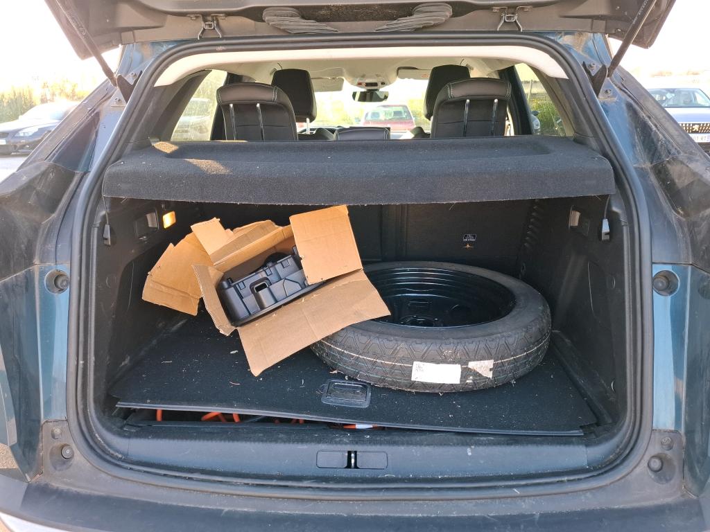 Peugeot 3008 Hybrid 225 e-EAT8 Allure Pack 2022