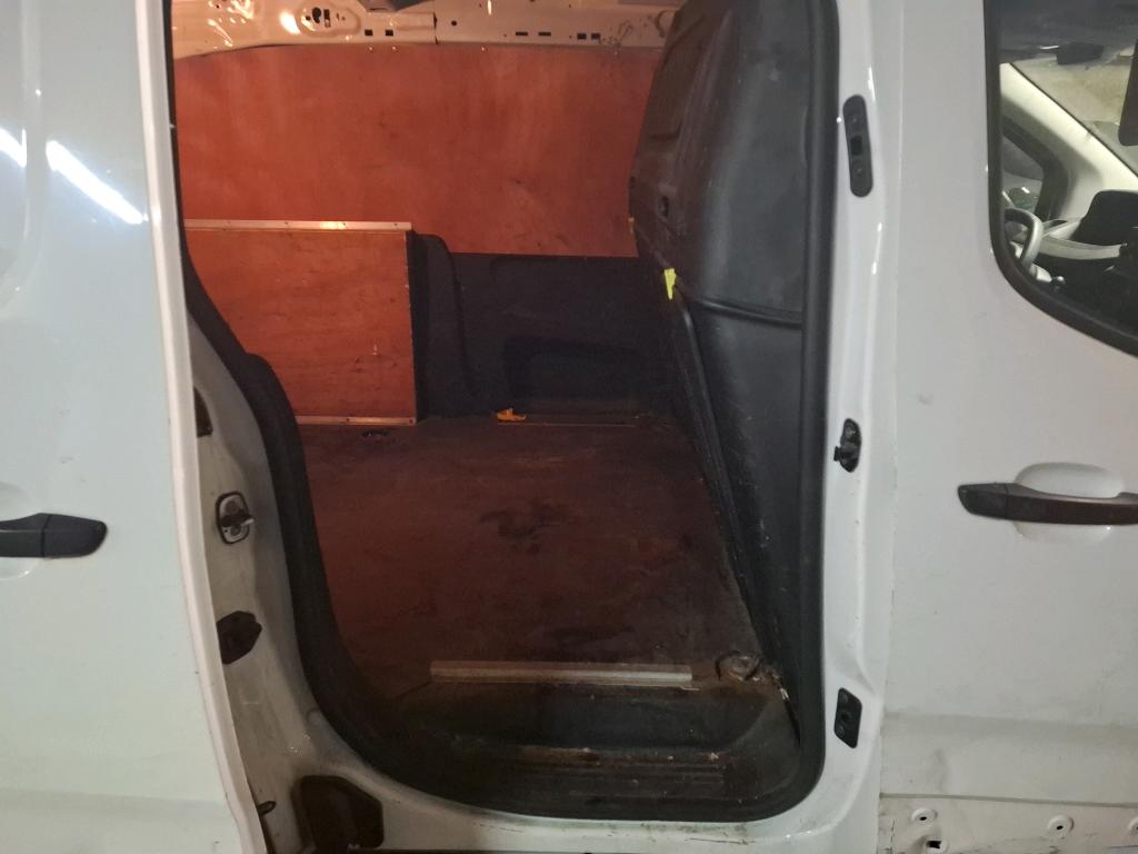 Peugeot PARTNER FOURGON STANDARD 650 KG BLUEHDI 75 BVM5 PREMIUM 2019