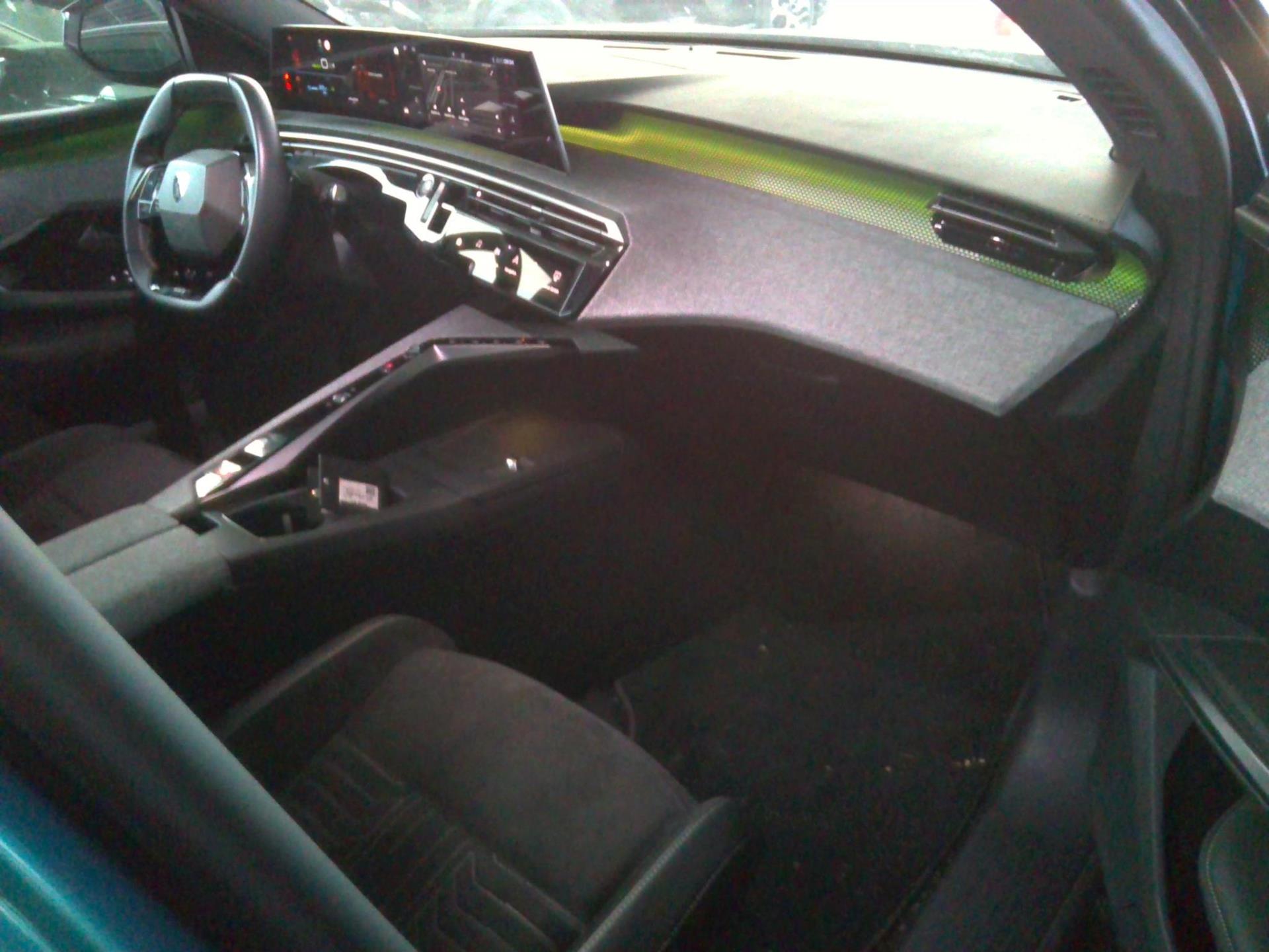 Peugeot 3008 Electrique 210 ch 73 kWh GT 2024