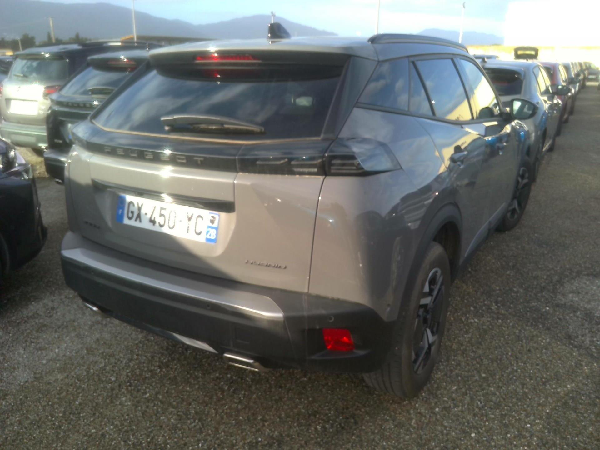 Peugeot 2008 Hybrid 136 e-DCS6 Allure 2024