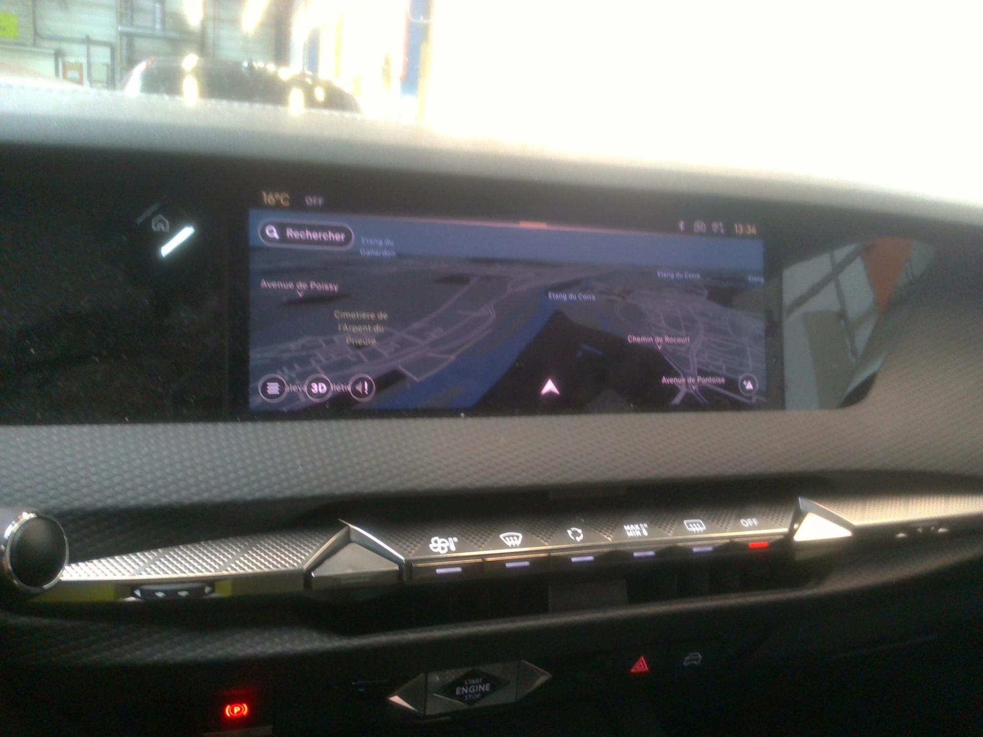 DS DS 4 Hybride E-Tense 225 EAT8 Cross Trocadero 2022