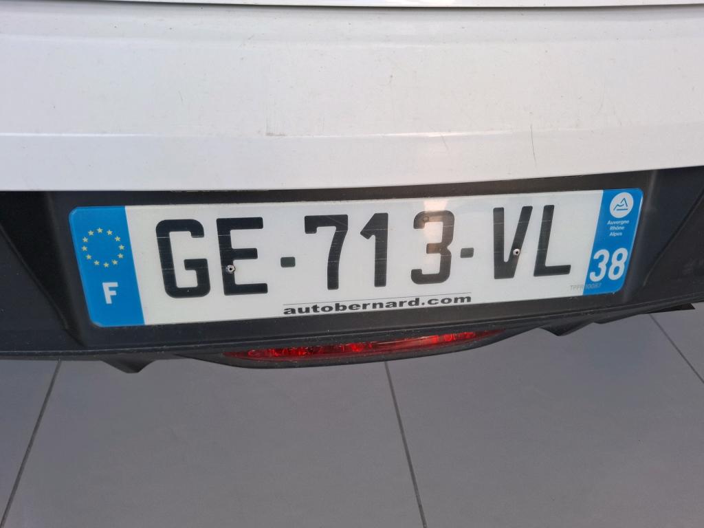 Peugeot 208 BlueHDi 100 S&S BVM6 Active Pack 2022