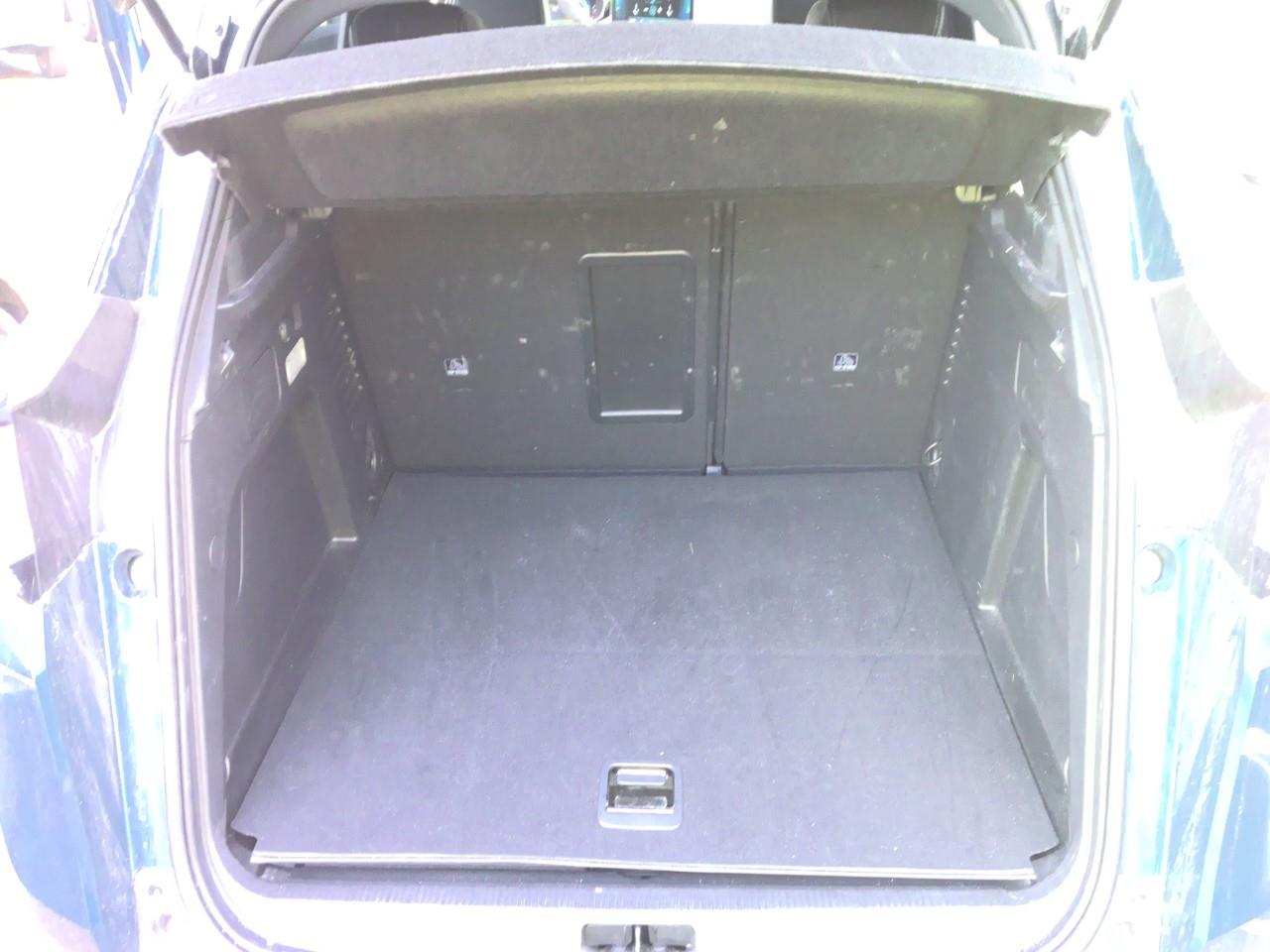 Foto Peugeot 3008 Plug-in Hybrid 7