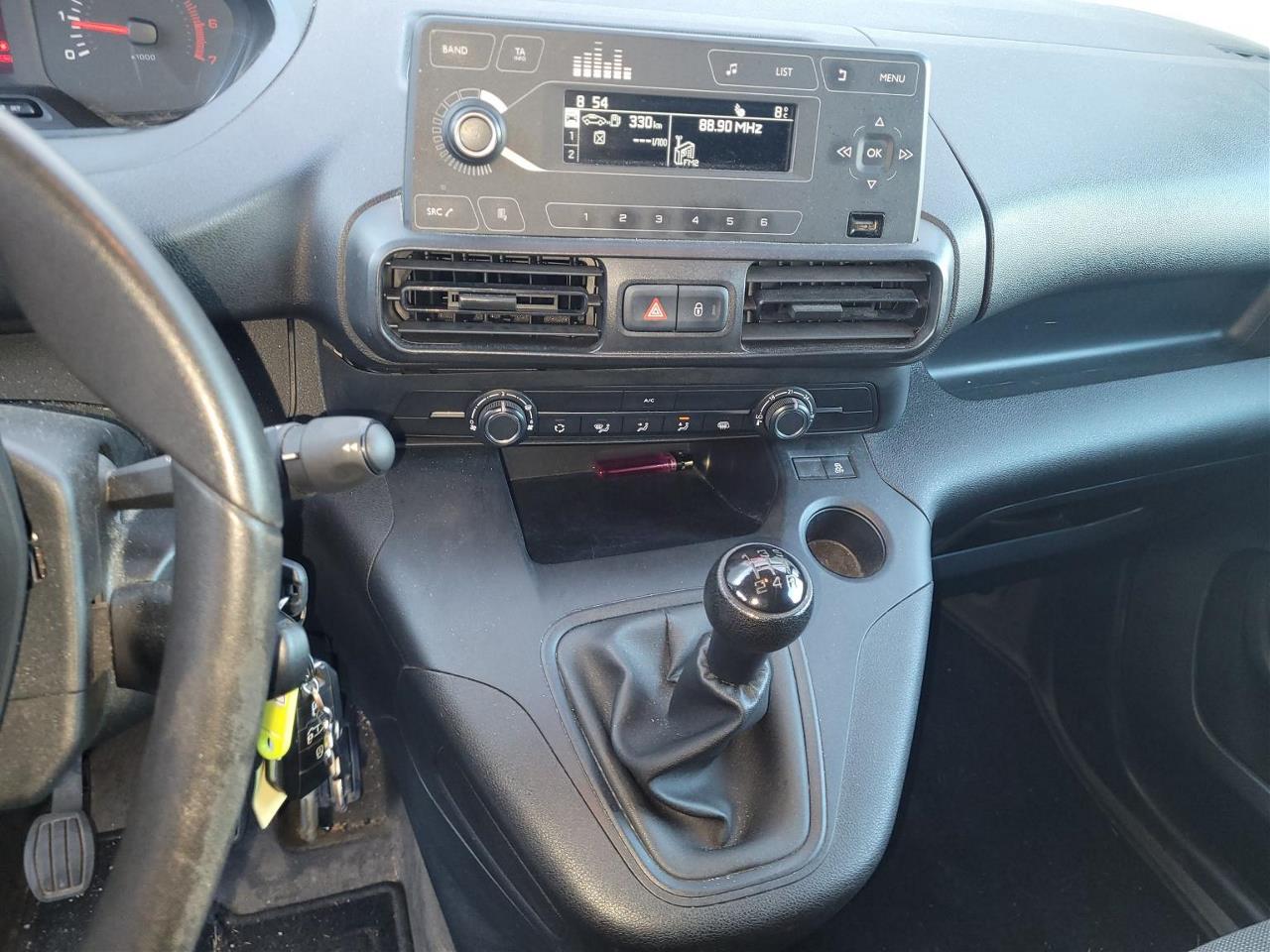 Foto Peugeot Partner 7