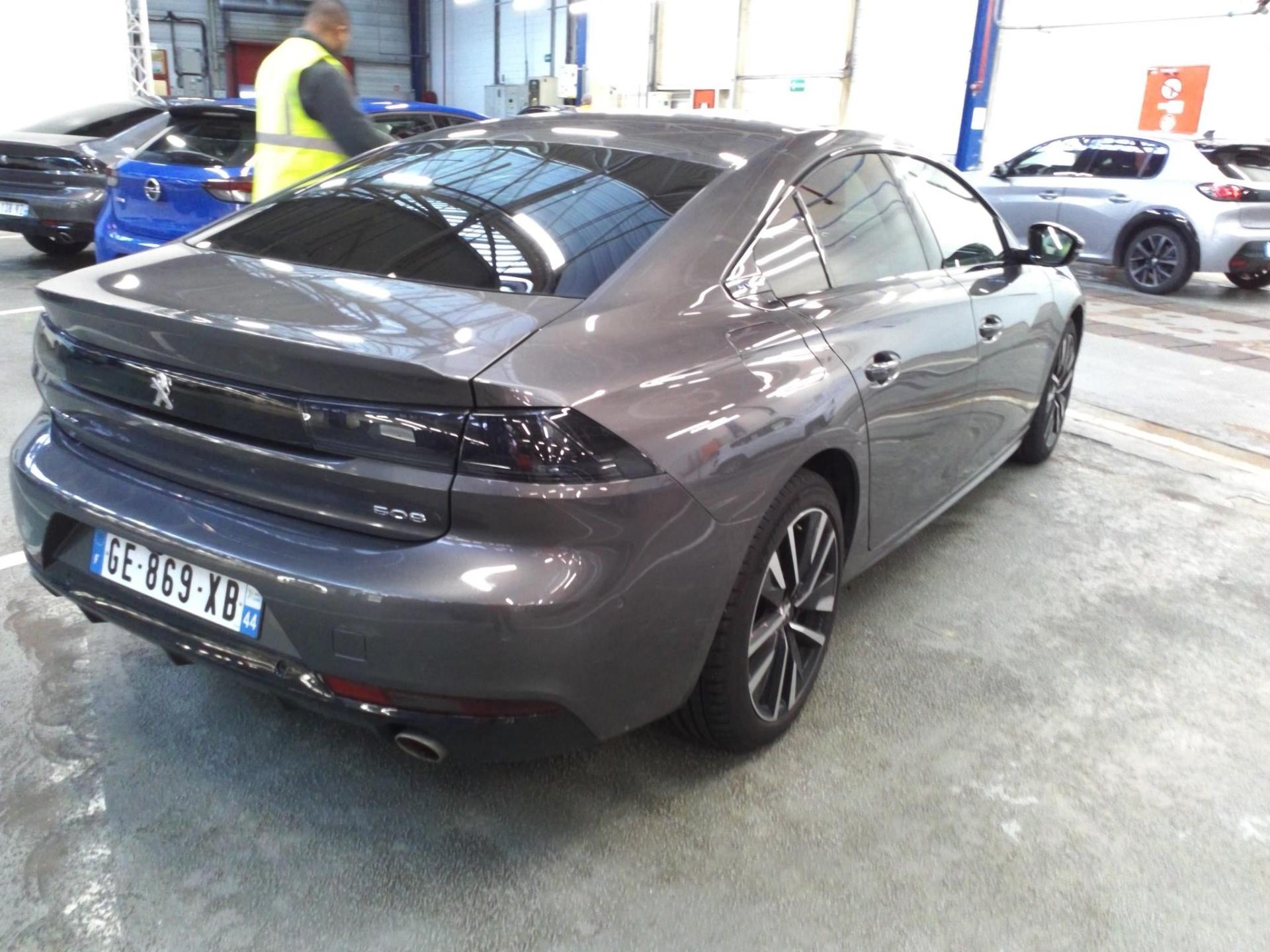 Peugeot 508 Hybrid 225 e-EAT8 GT 2022