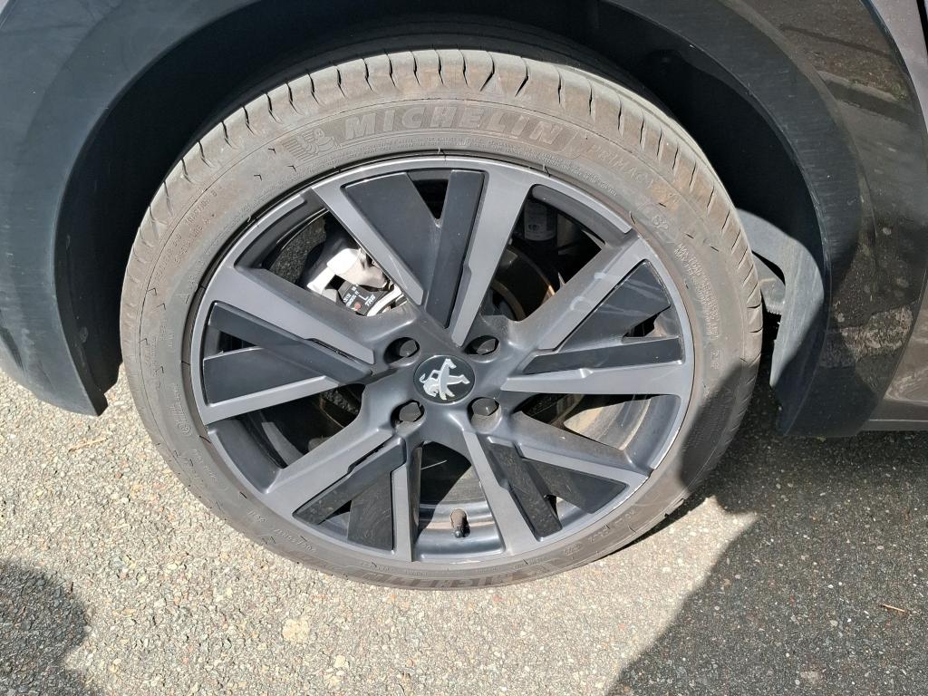 Peugeot 208 PureTech 130 S&S EAT8 GT Pack 2022
