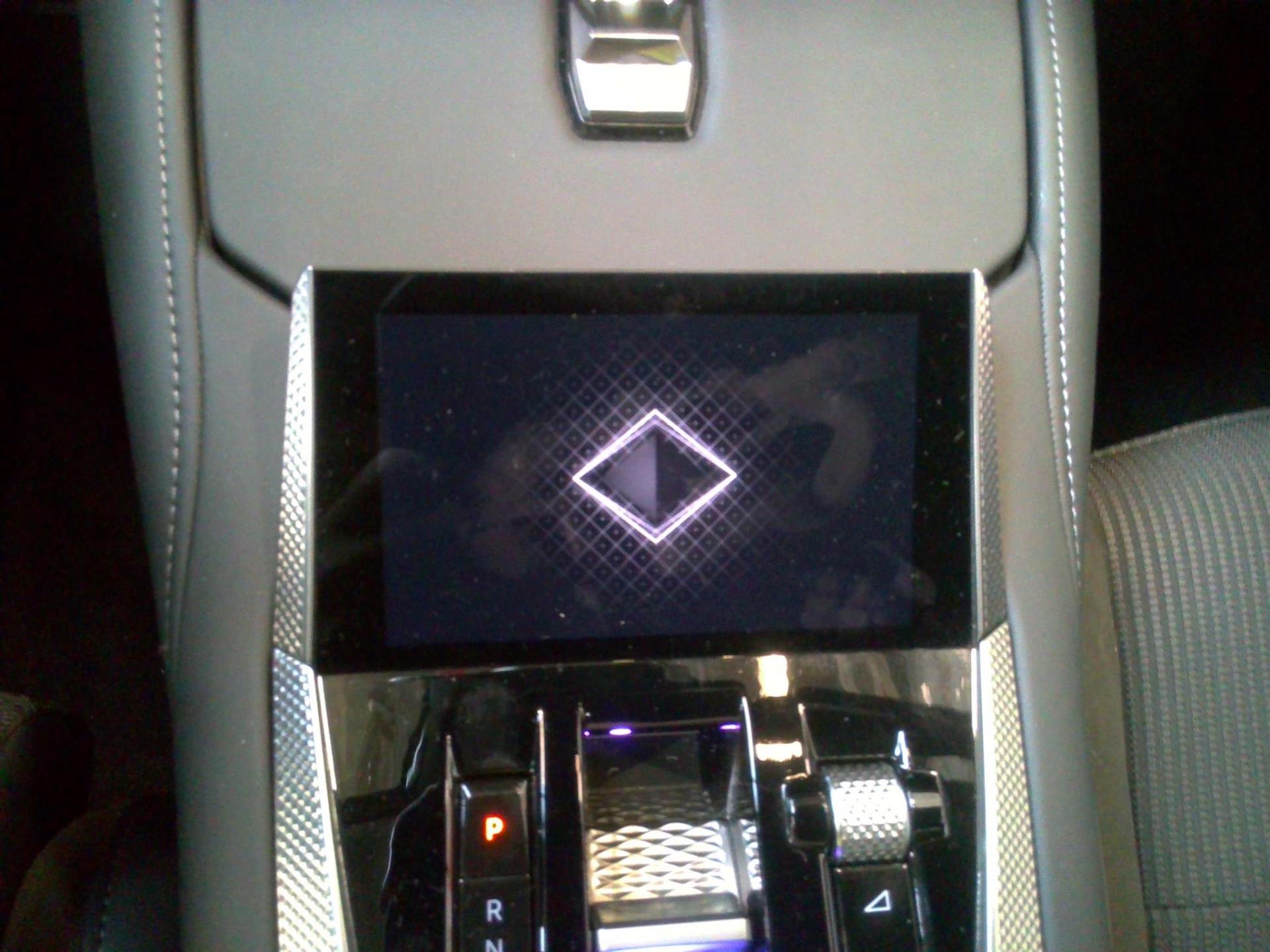 DS DS 4 BlueHDi 130 EAT8 Etoile - Alcantara 2024