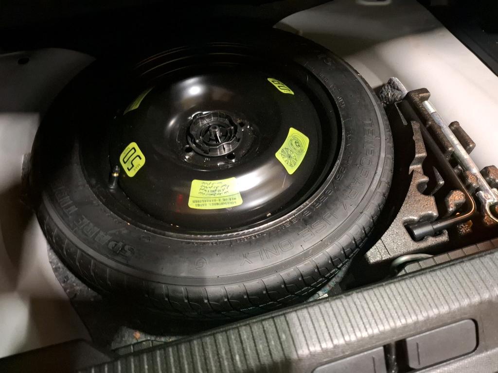 Peugeot 2008 BlueHDi 110 S&S BVM6 Active Business 2021