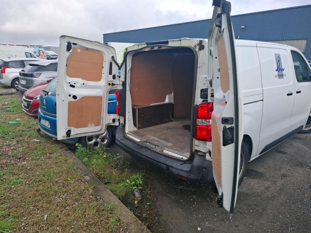 Peugeot EXPERT FGN TOLE STANDARD 1.5 BLUEHDI 120 S&S BVM6 ASPHALT 2021