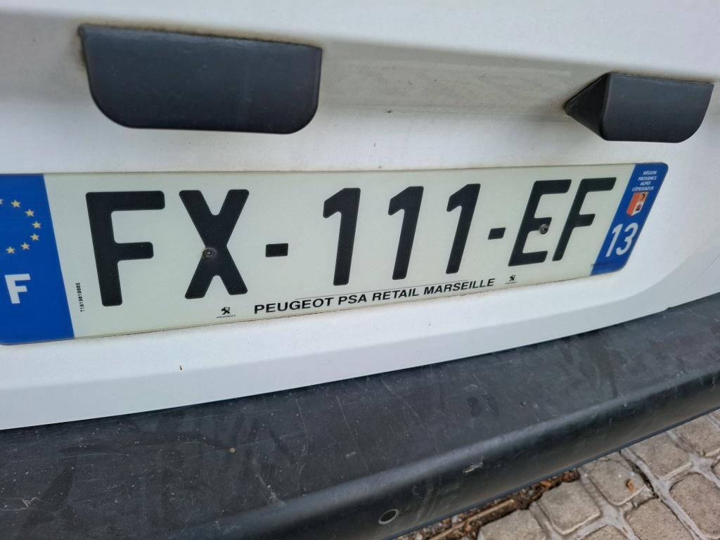 Peugeot PARTNER FOURGON STANDARD 650 KG BLUEHDI 130 S&S BVM6 ASPHALT 2021