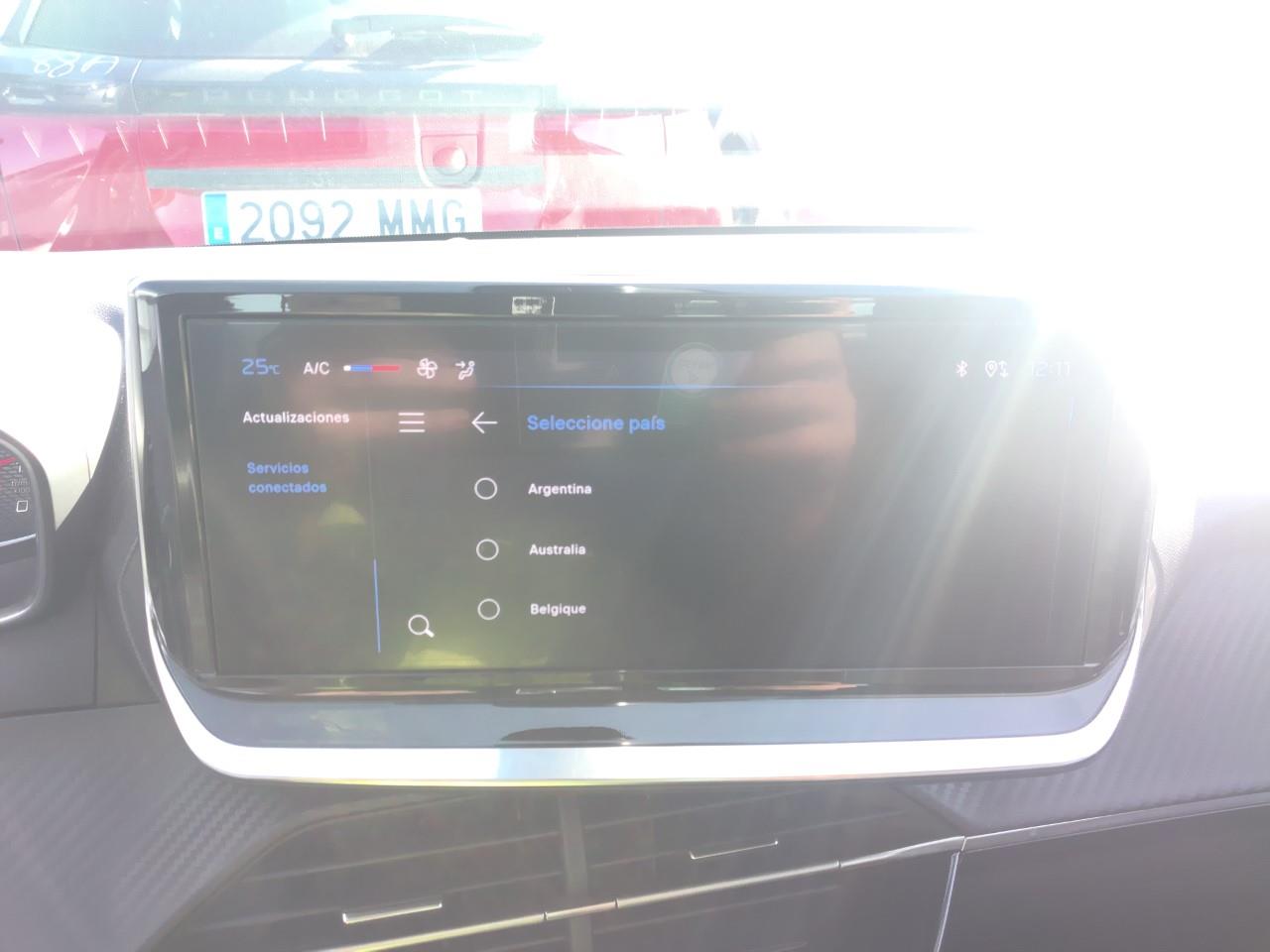 Foto Peugeot 208 8