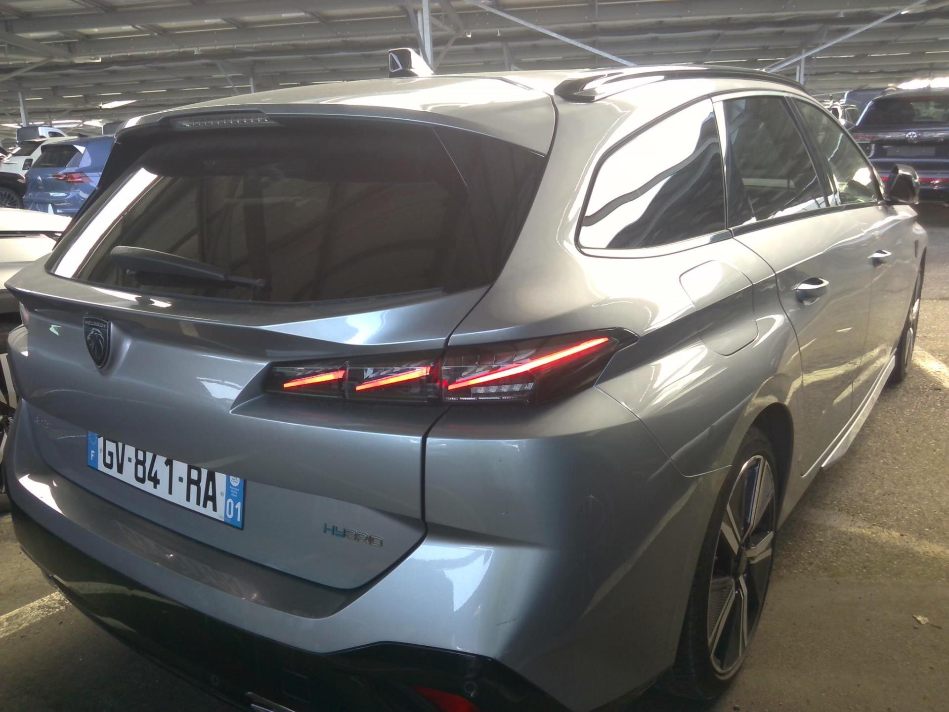 Peugeot 308 SW PHEV 225 e-EAT8 GT 2024