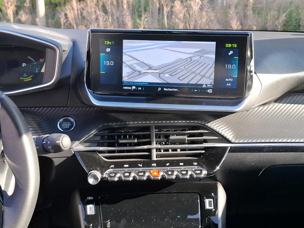 Peugeot 2008 Electrique 136 ch Roadtrip 2023