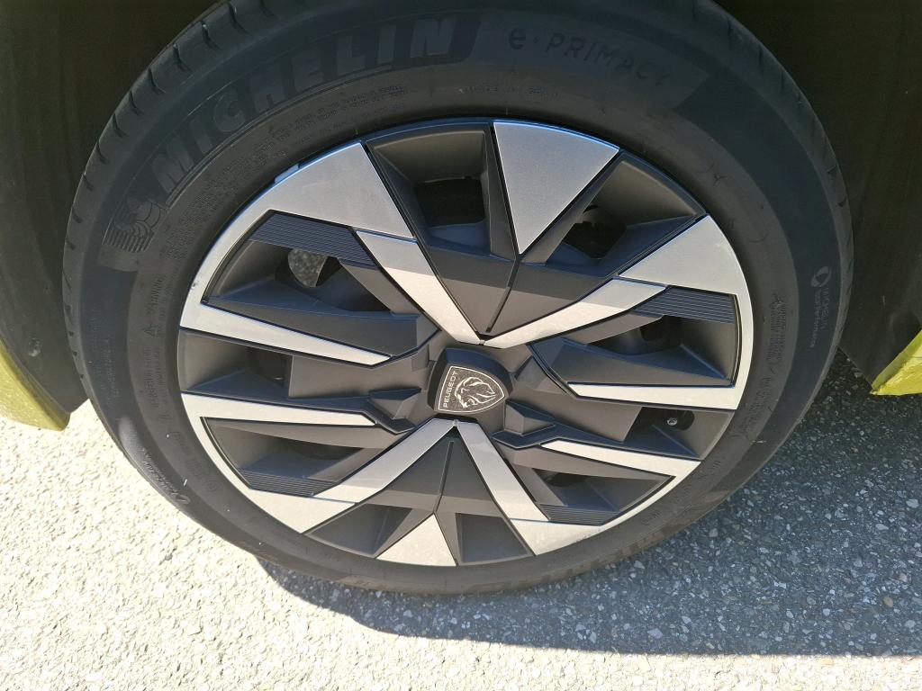 Peugeot 208 Hybrid 110 ch e-DCS6 Style 2025