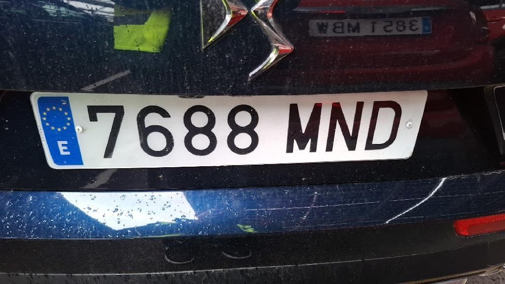 DS DS 7 DS 7 E-TENSE 4X4 300 OPERA