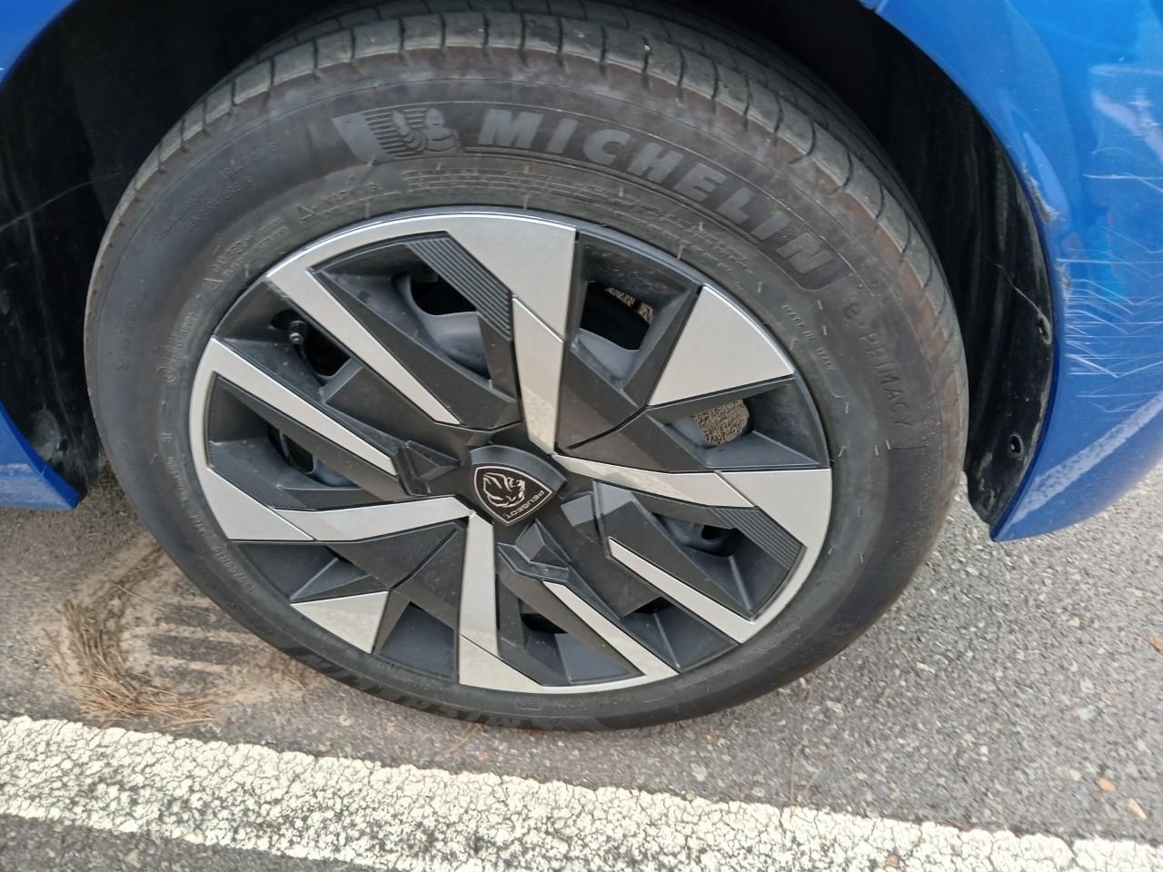 Foto Peugeot 208 19