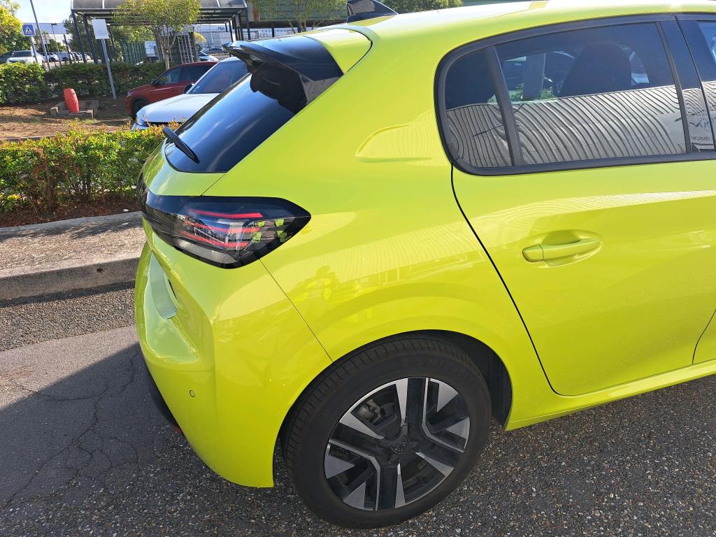 Peugeot 208 Hybrid 100 e-DCS6 Allure 2025